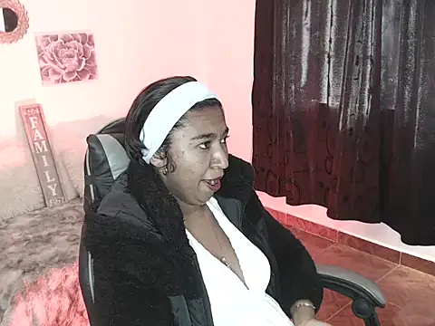 Samanta 777 online show from March 7, 8:05 pm