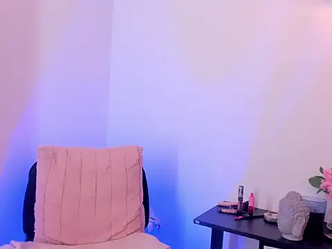 chelseadalea online show from November 7, 8:14 pm