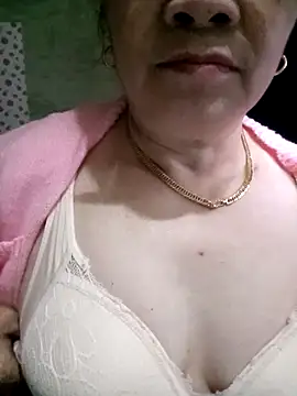 small-house123 online show from March 12, 2:20 pm