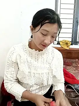 wees-lind online show from January 12, 6:40 am