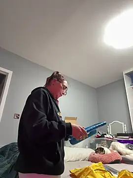 Angel-LinaX online show from February 5, 6:11 pm