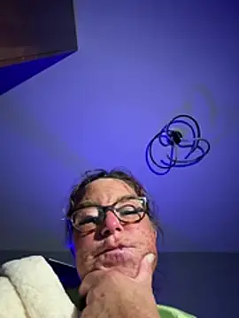 Angel-LinaX online show from March 5, 10:27 pm