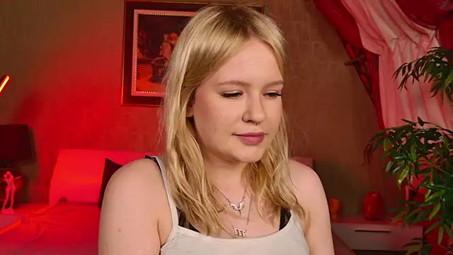 Mila wxw online show from November 28, 1:03 pm