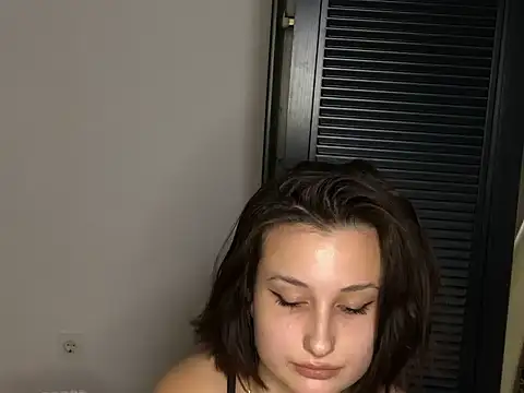 anabanana77 online show from November 17, 10:10 pm