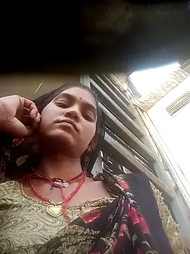 Jooli cuty online show from November 9, 10:00 am