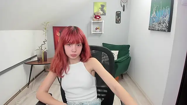 OlyviaBella online show from November 17, 2:18 pm