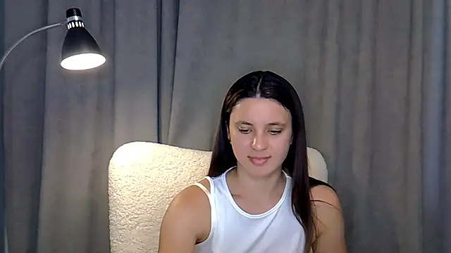 KiraHoney online show from June 26, 11:11 am