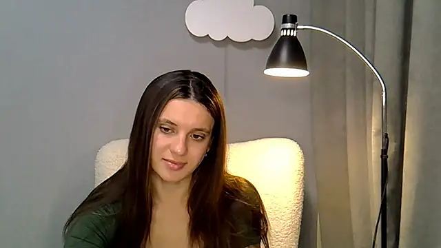 KiraHoney online show from July 16, 7:51 pm