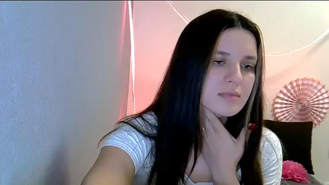 KiraHoney online show from February 19, 10:19 pm