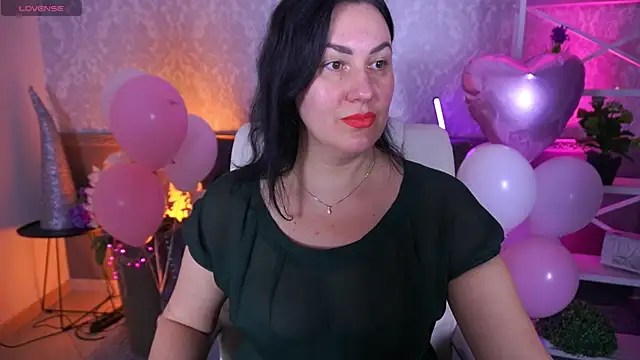 VelvetLuck online show from February 17, 2:49 pm