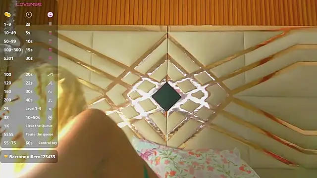 missfoster online show from June 26, 2:57 am