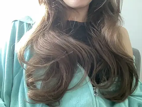 hugandlove online show from November 4, 12:32 pm