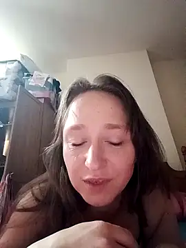 HotMommaCR online show from November 6, 1:28 pm