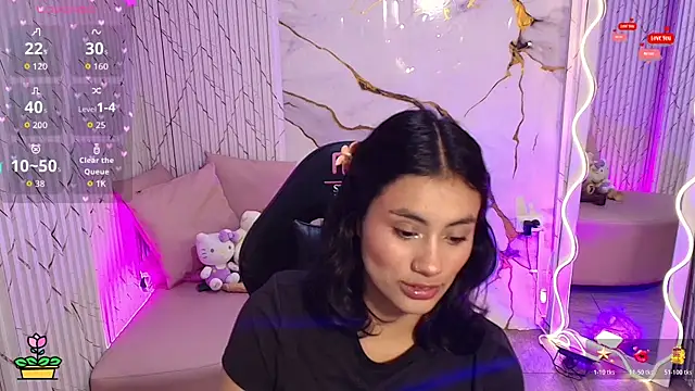 PEACHY TAY online show from May 3, 11:46 am