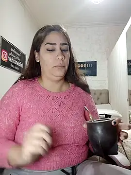 nahiarabiel33 online show from July 14, 4:55 pm