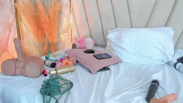 alana-silva online show from July 26, 6:32 am
