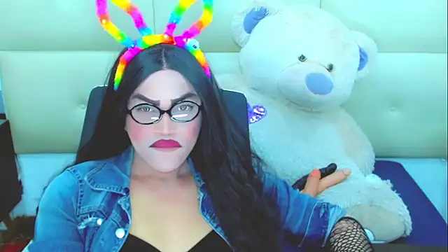 NharaBigCock online show from July 7, 8:00 pm