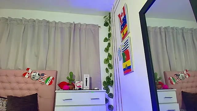 Lulu swarts online show from July 19, 1:41 am