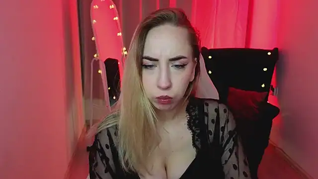 IsabelleBliz online show from March 11, 10:34 pm