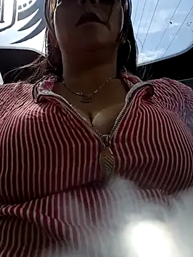 misshot 02 online show from December 5, 7:26 pm