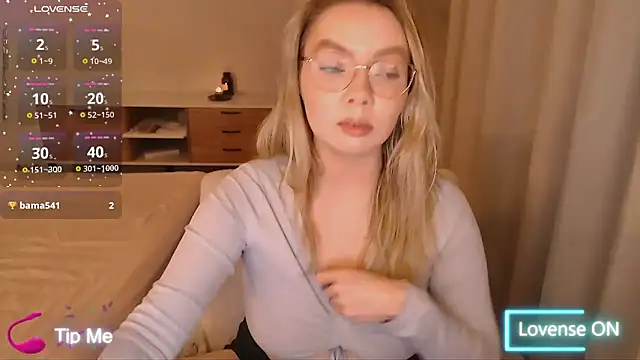 PolinaXXXXJones online show from February 17, 7:46 pm