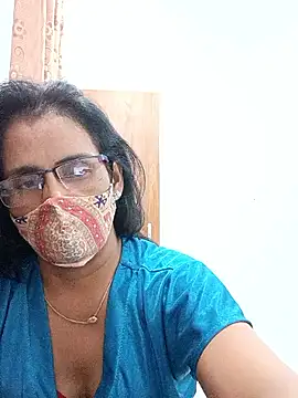 sanjana077 online show from April 29, 4:05 am