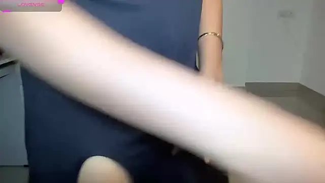 classy kritii online show from June 27, 1:39 pm