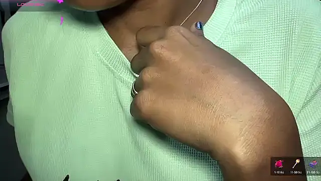 classy kritii online show from July 8, 10:28 am