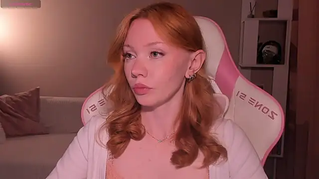 Elisahsthetics online show from July 20, 7:36 pm