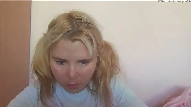HornyElena online show from May 29, 3:43 pm