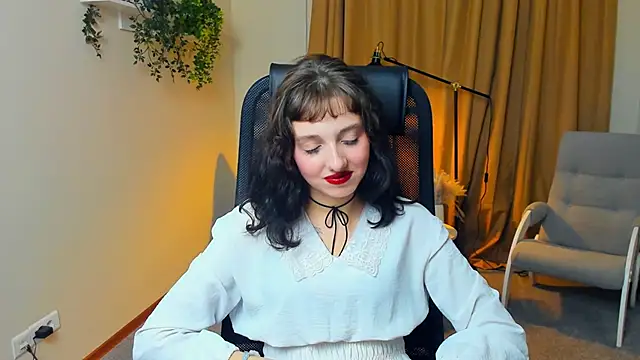 JannLedain online show from November 6, 12:33 pm