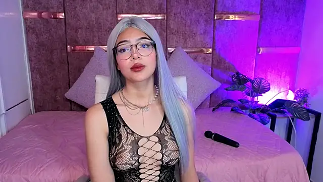  ViolletteNoir  online show from November 27, 8:01 pm