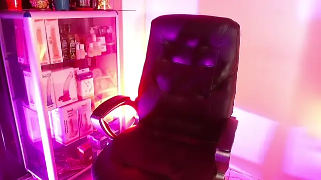 mistressparty online show from December 4, 4:48 am