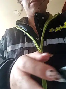 iriss 05 online show from December 5, 12:06 pm