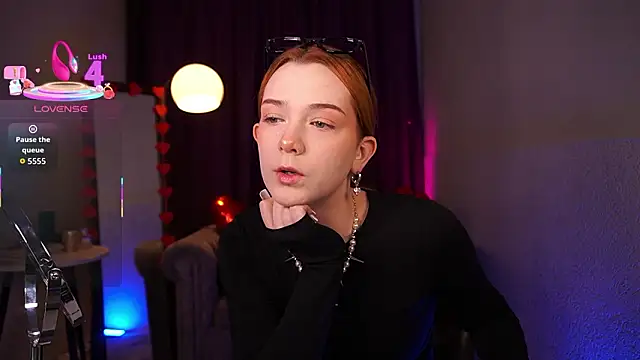 AvaRyder online show from February 9, 6:37 am