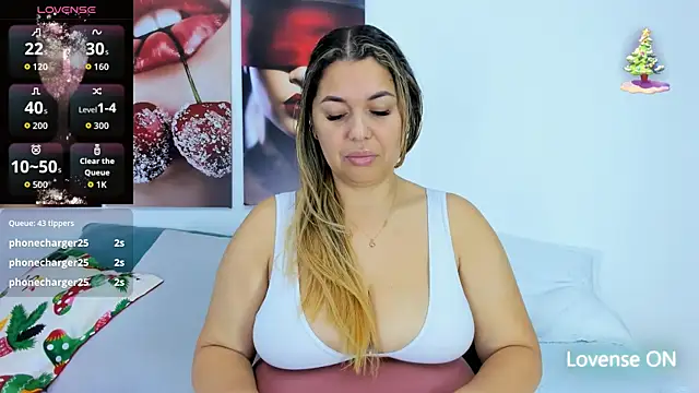 Andhrea Vale online show from November 13, 12:04 pm