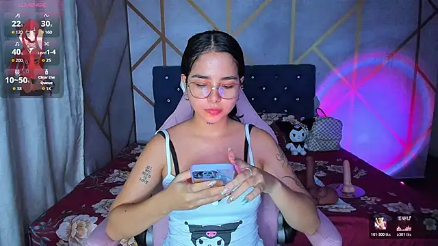  vaiolet owo online show from March 13, 6:04 am