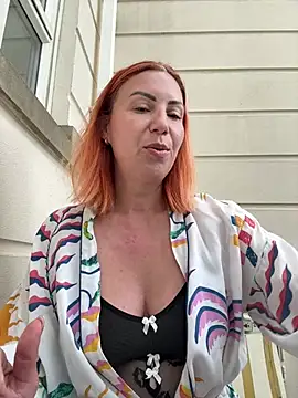 pervimilf online show from April 28, 11:25 am