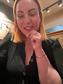 pervimilf online show from March 16, 10:41 am