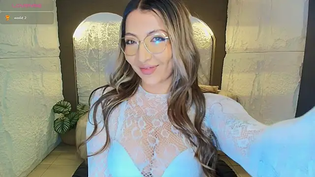 isabella  r online show from June 16, 12:50 pm