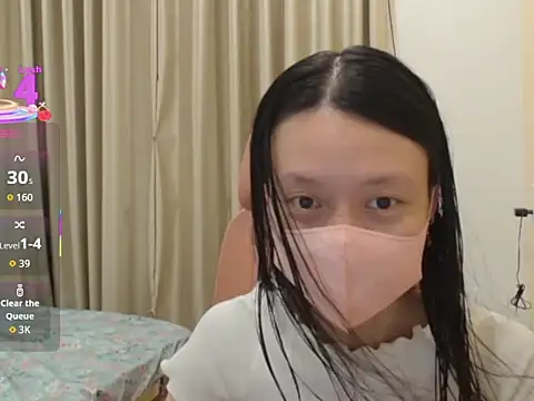 Lil-Cherries online show from December 15, 2:11 pm