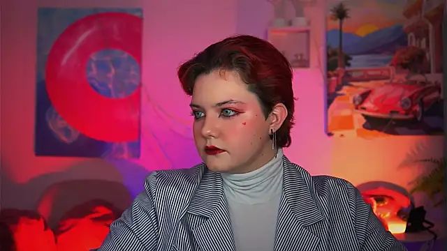 VettaAdams online show from November 9, 12:23 pm