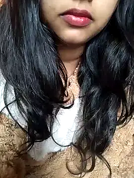 Sexy Divya   online show from February 3, 3:04 am