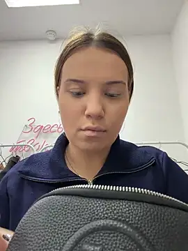 KilianaNoir online show from June 11, 6:32 am