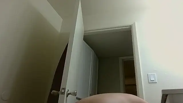 nikkibae33 online show from August 1, 11:51 pm