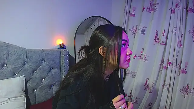  Pariiss online show from January 6, 7:45 am