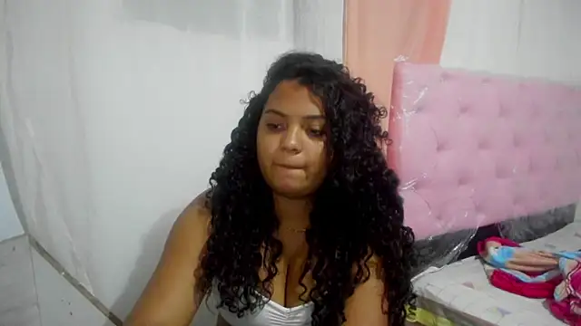 CurlyAliccia  online show from December 20, 3:32 am