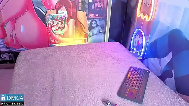 sofia sstonee  online show from January 7, 5:49 pm