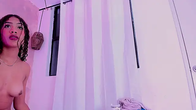 luciagray1 online show from November 16, 12:01 am