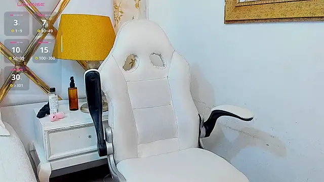 CerezaQueen online show from November 19, 1:44 pm